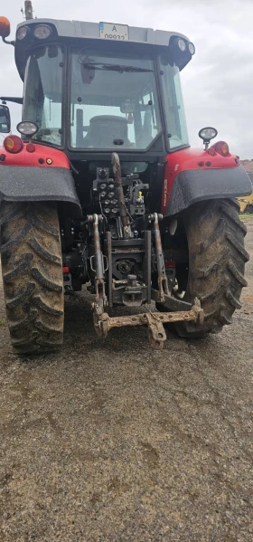 Трактор Massey MF5711 SL D4, снимка 3