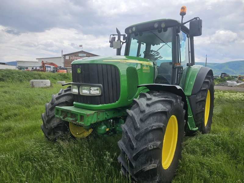 Трактор John Deere 6820, снимка 6 - Селскостопанска техника - 50459829