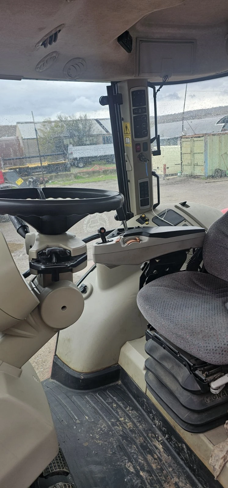 Трактор Massey MF5711 SL D4 - изображение 4