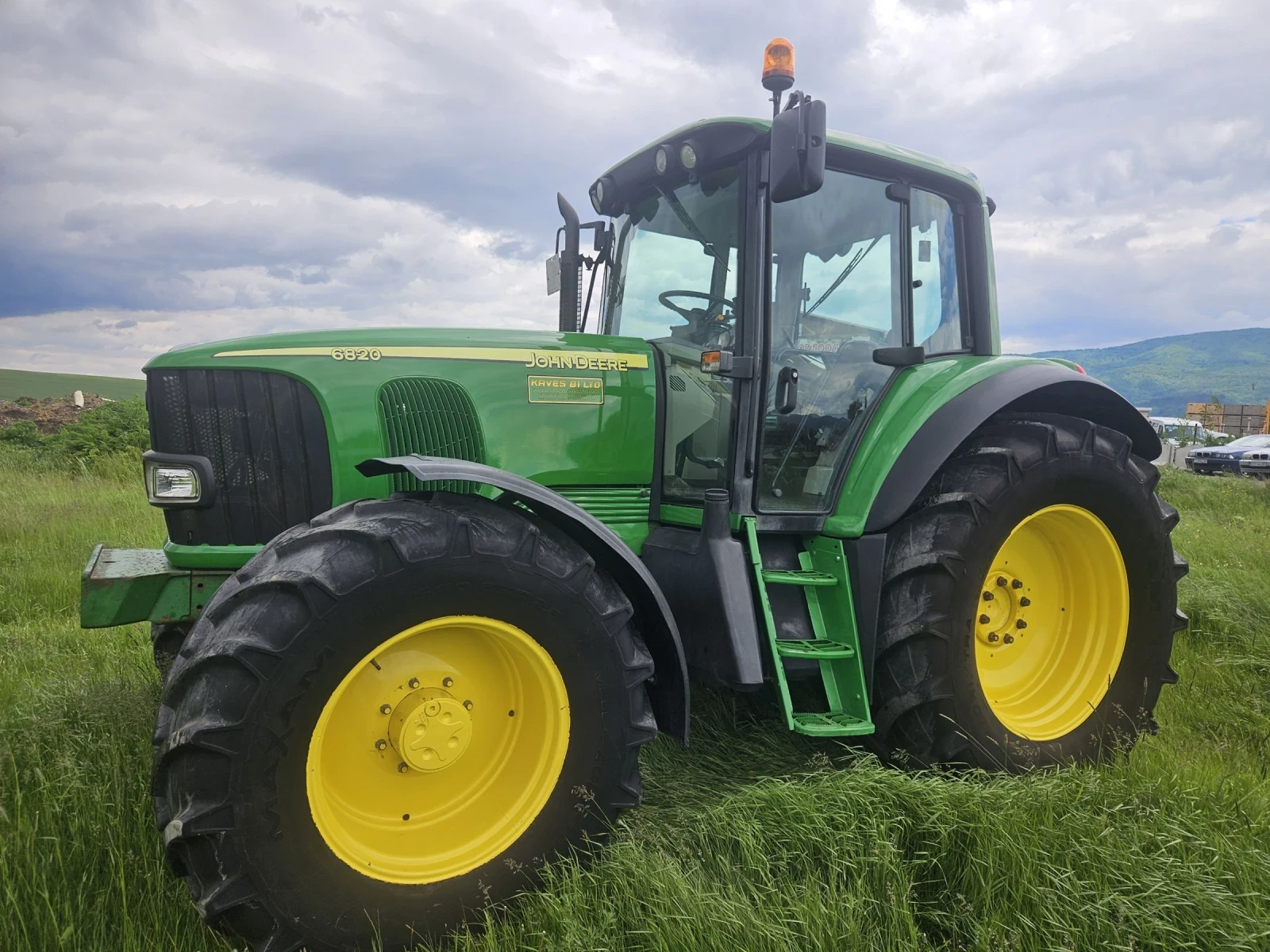 Трактор John Deere 6820 - изображение 5