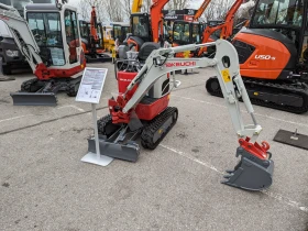 Багер Takeuchi TB210R, снимка 1