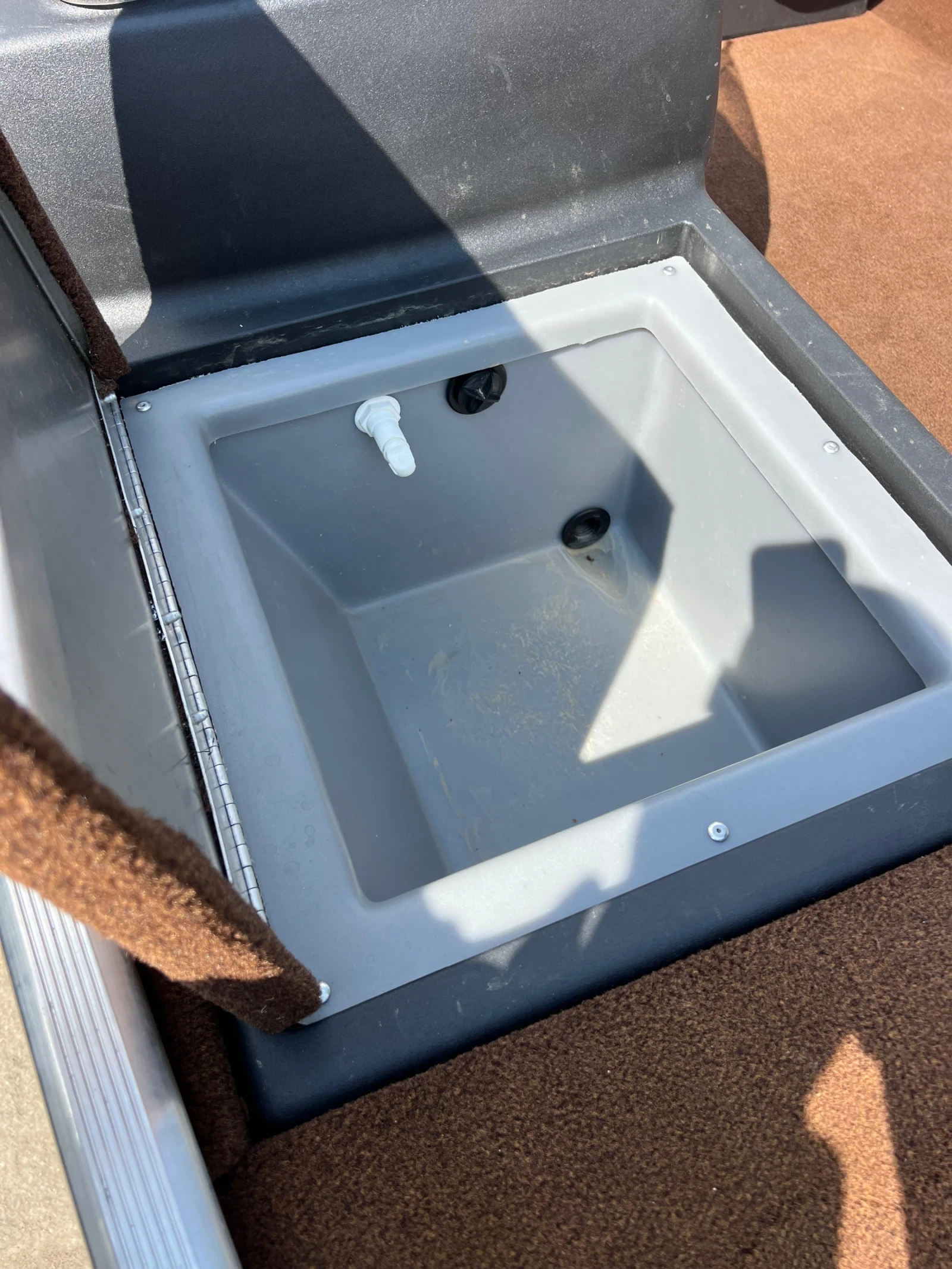  BWA BASS TRACKER | Mobile.bg   12