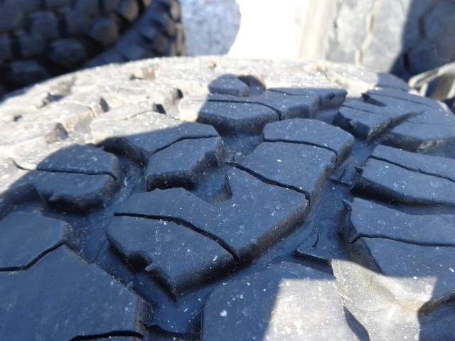 Гуми Зимни 265/70R17, снимка 6 - Гуми и джанти - 22349716