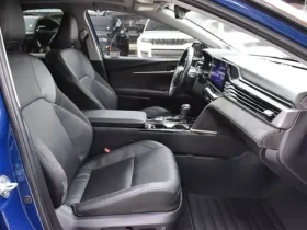 Toyota Camry XSE HYBRID * AWD * ЧЕРЕН САЛОН * CARFAX * , снимка 11