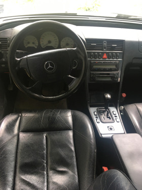  Mercedes-Benz C 240