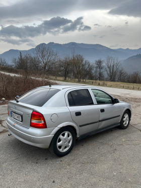 Opel Astra, снимка 4 - Автомобили и джипове - 45735612