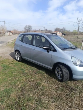 Обява за продажба на Honda Jazz ~5 800 лв. - изображение 1