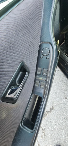 Audi 80 1.8s - 900 € / 1760.25 лв. - 66835632 14