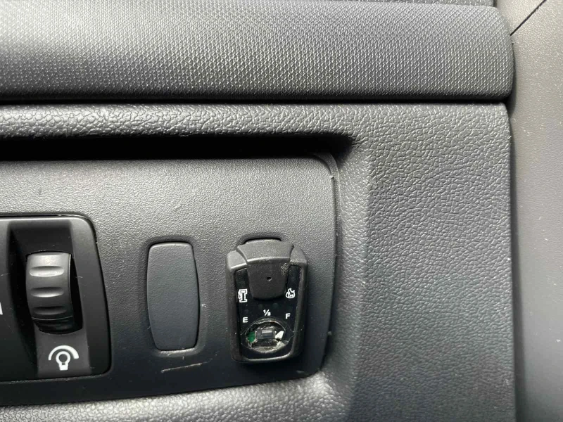 Renault Clio, снимка 5 - Автомобили и джипове - 52383701