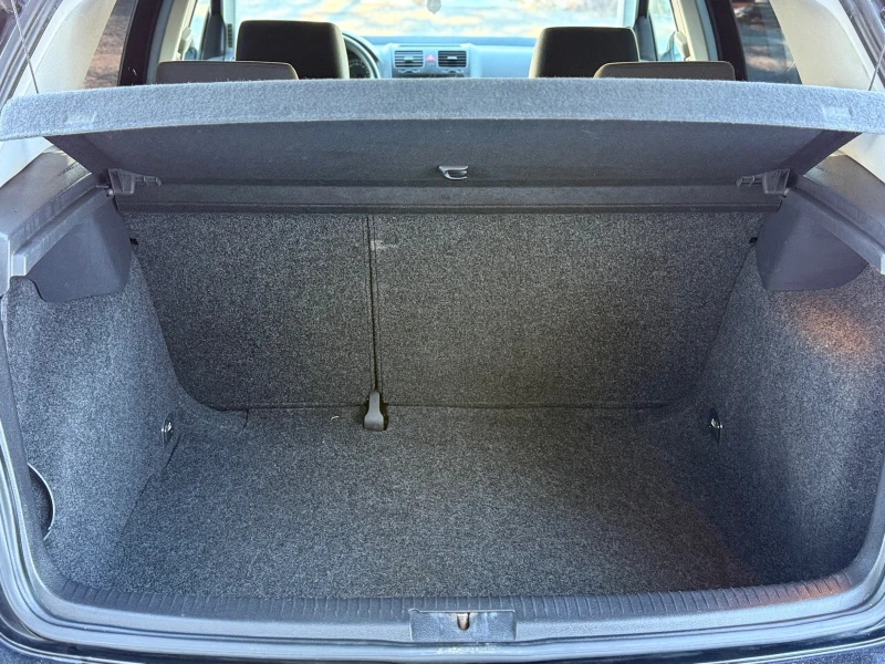 VW Golf 1.9 105 BKC , снимка 16 - Автомобили и джипове - 52914587