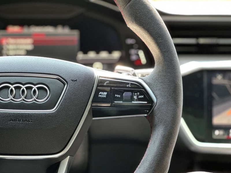 Audi Rs7 * Sportback * CARFAX * БЕЗ ПЪРВОНАЧАЛНА ВНОСКА, снимка 10 - Автомобили и джипове - 53163516