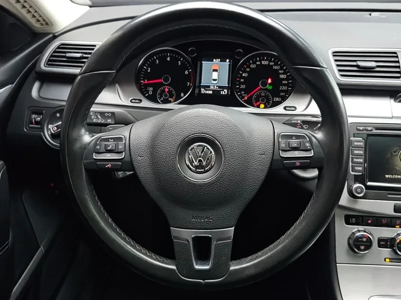 VW CC 2.0 Tsi, снимка 12 - Автомобили и джипове - 56004943