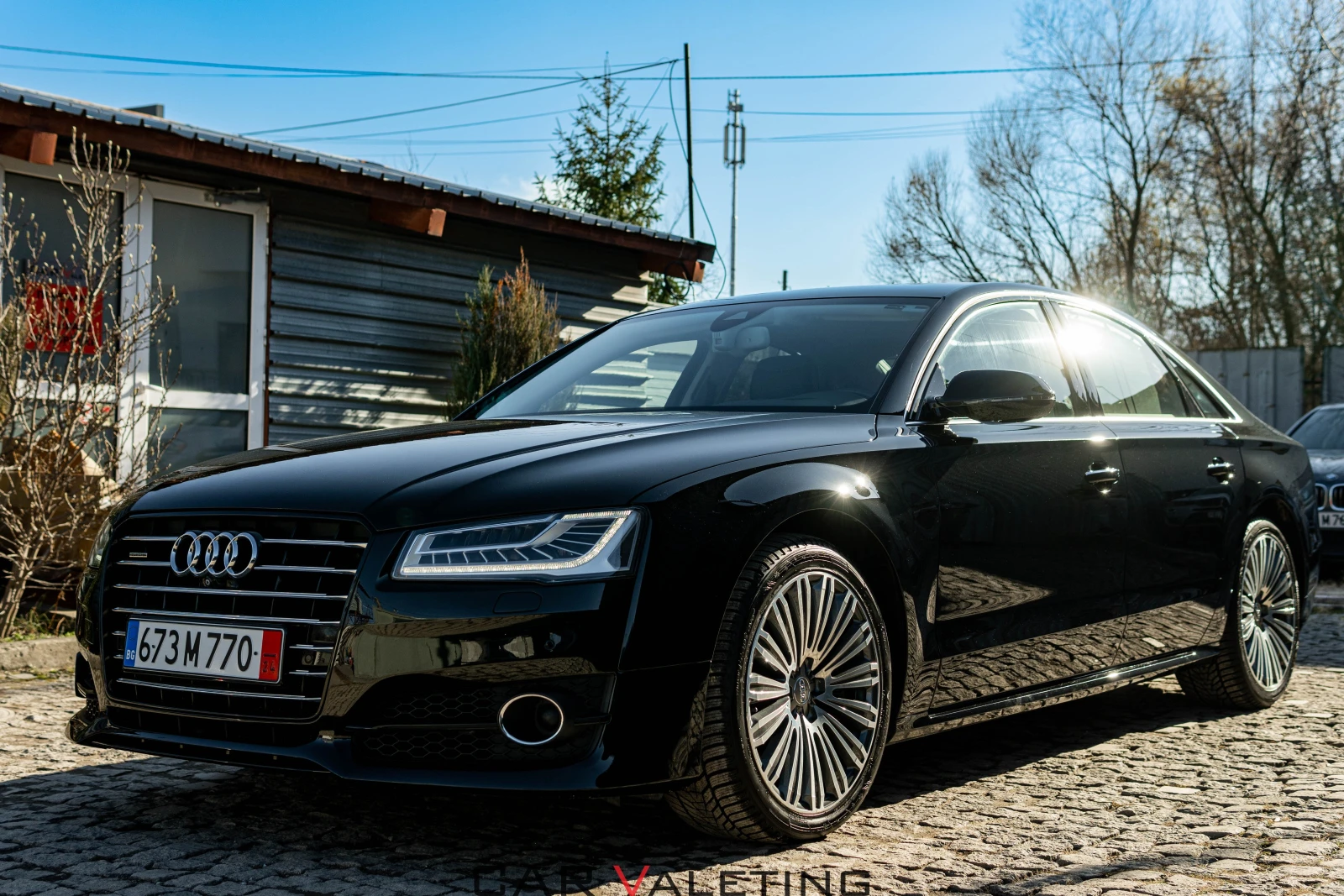 Audi A8 4.0 TFSI S-Line - изображение 2