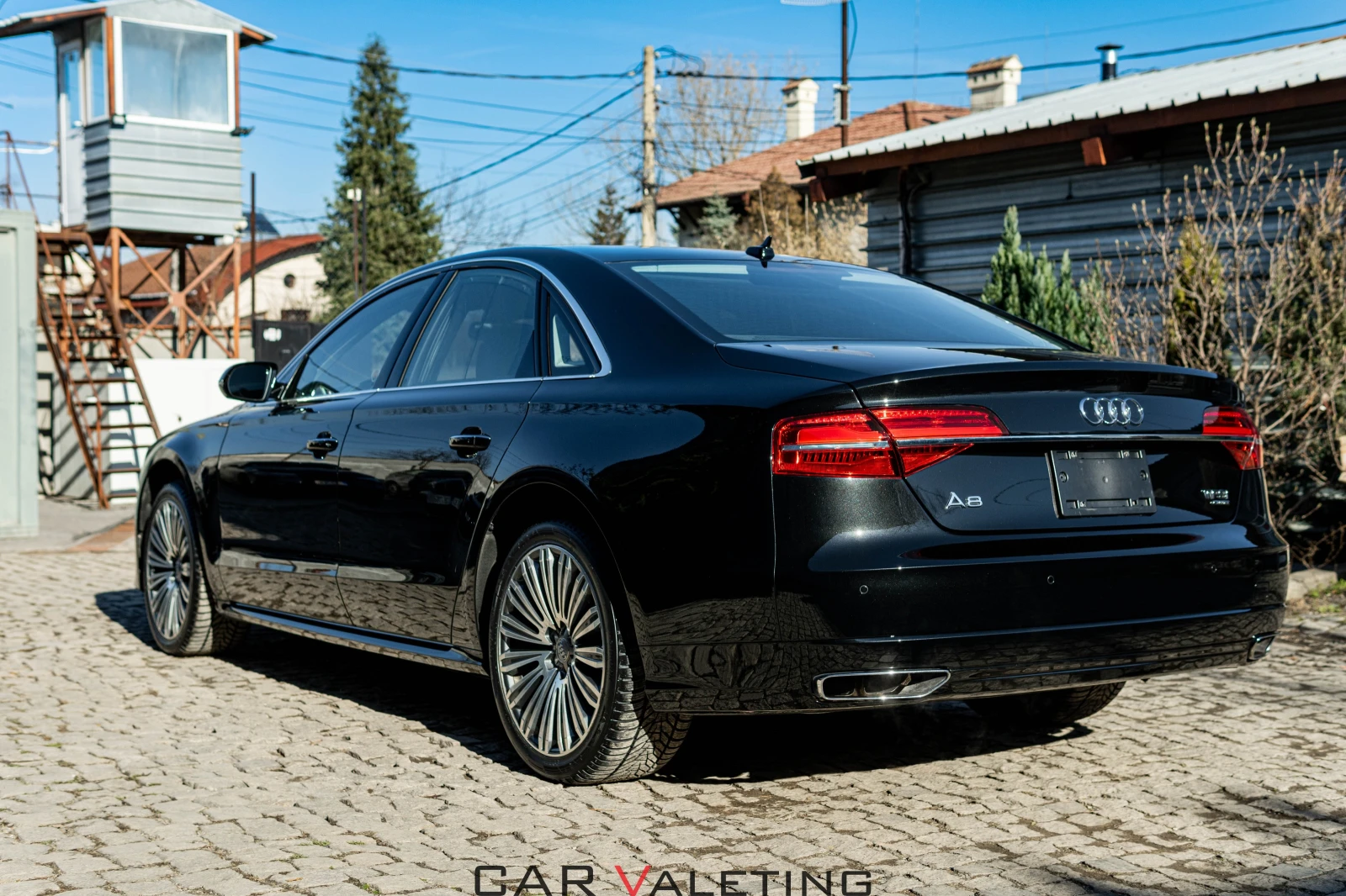 Audi A8 4.0 TFSI S-Line - изображение 3