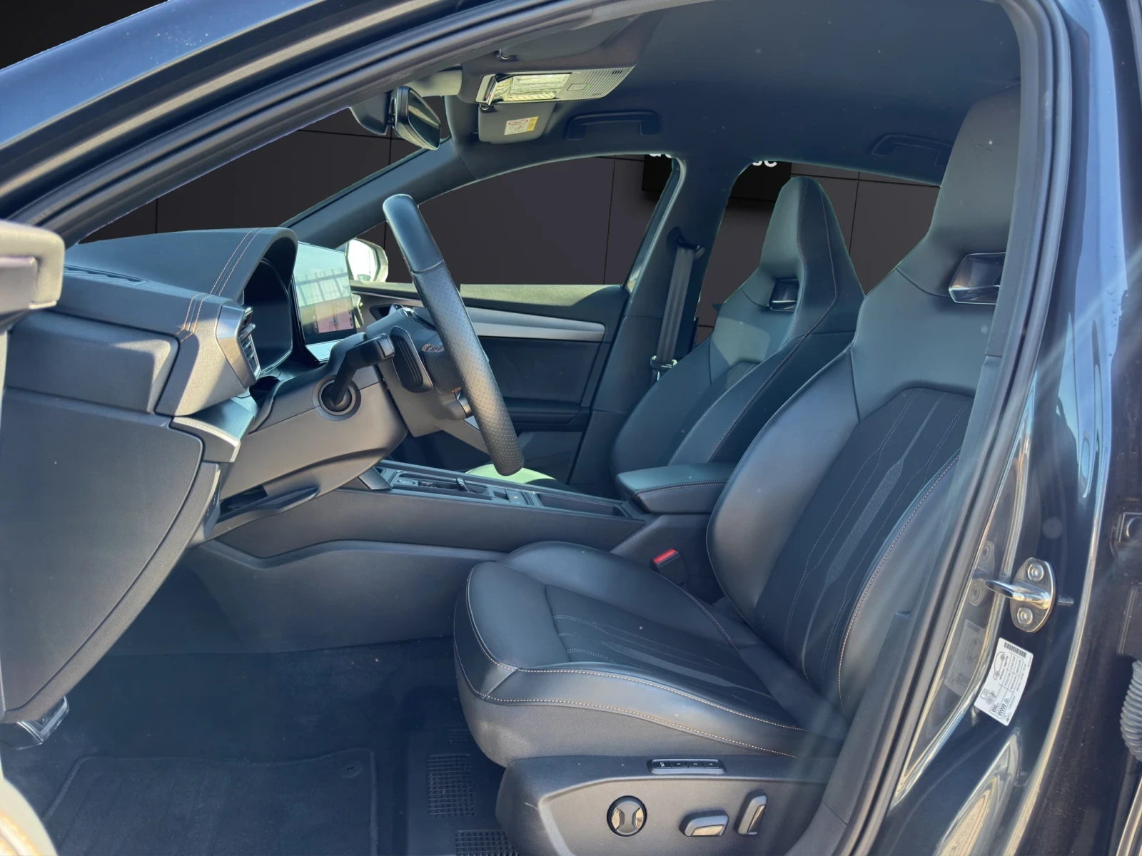 Cupra Formentor 2.0TSI* VZ* KEYLESS* CAMERA* BEATS* CARPLAY - изображение 8