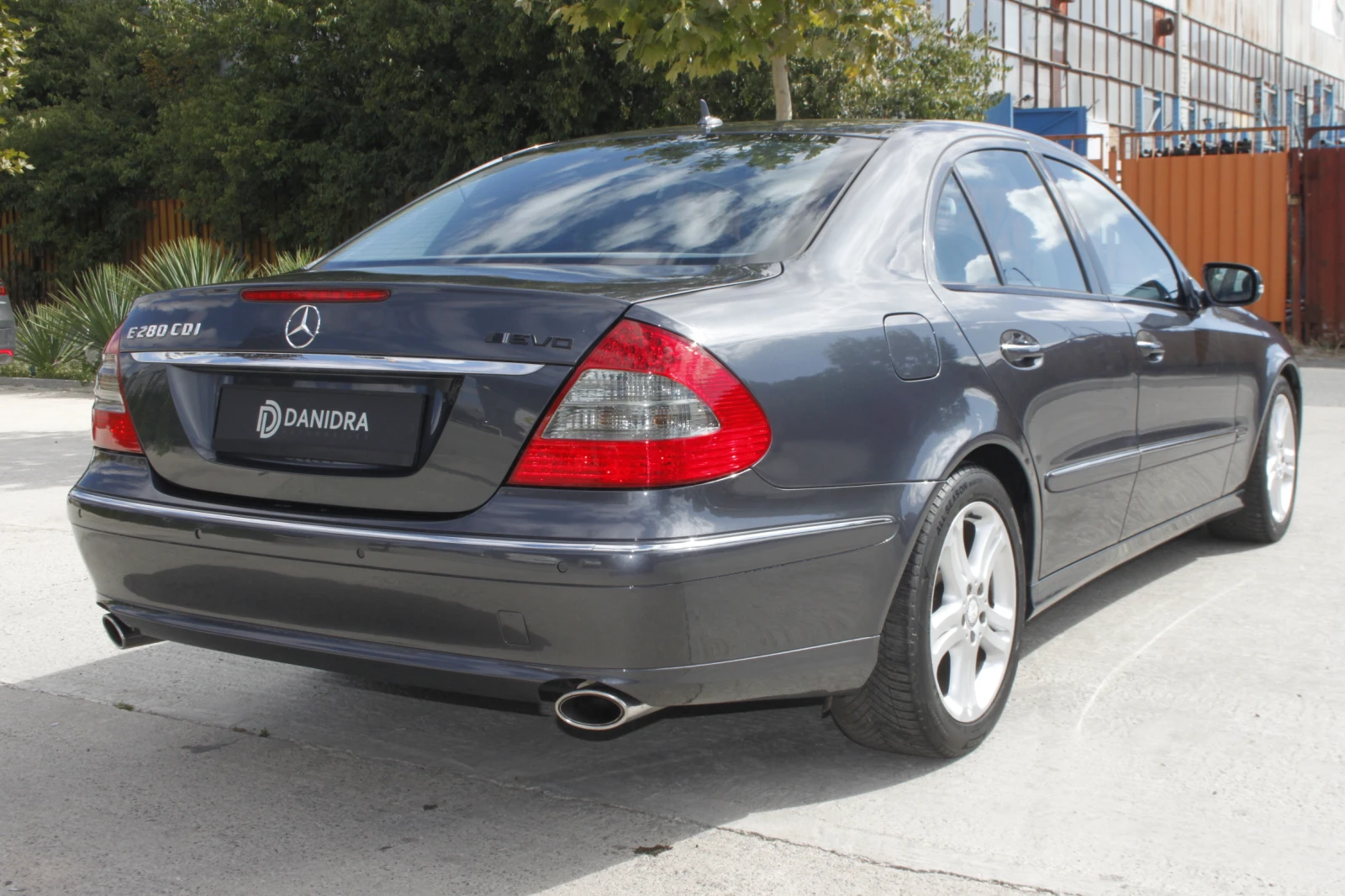 Mercedes-Benz E 280 CDI* FACE* //EVO* 2009г* AVANTGARDE* 7G TRONIC*  - изображение 6