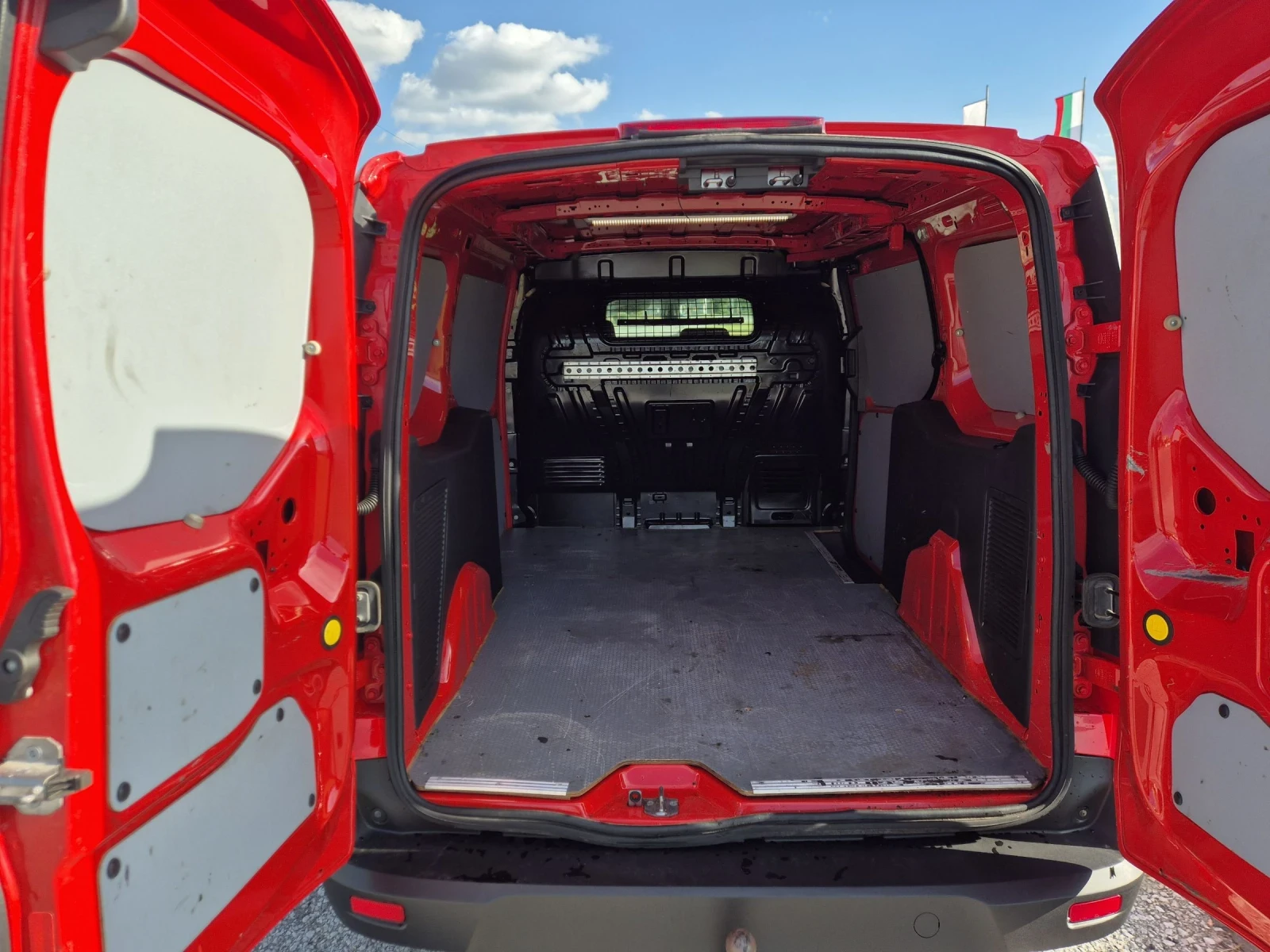 Ford Connect 1.6 TDCI MAXI  - изображение 7