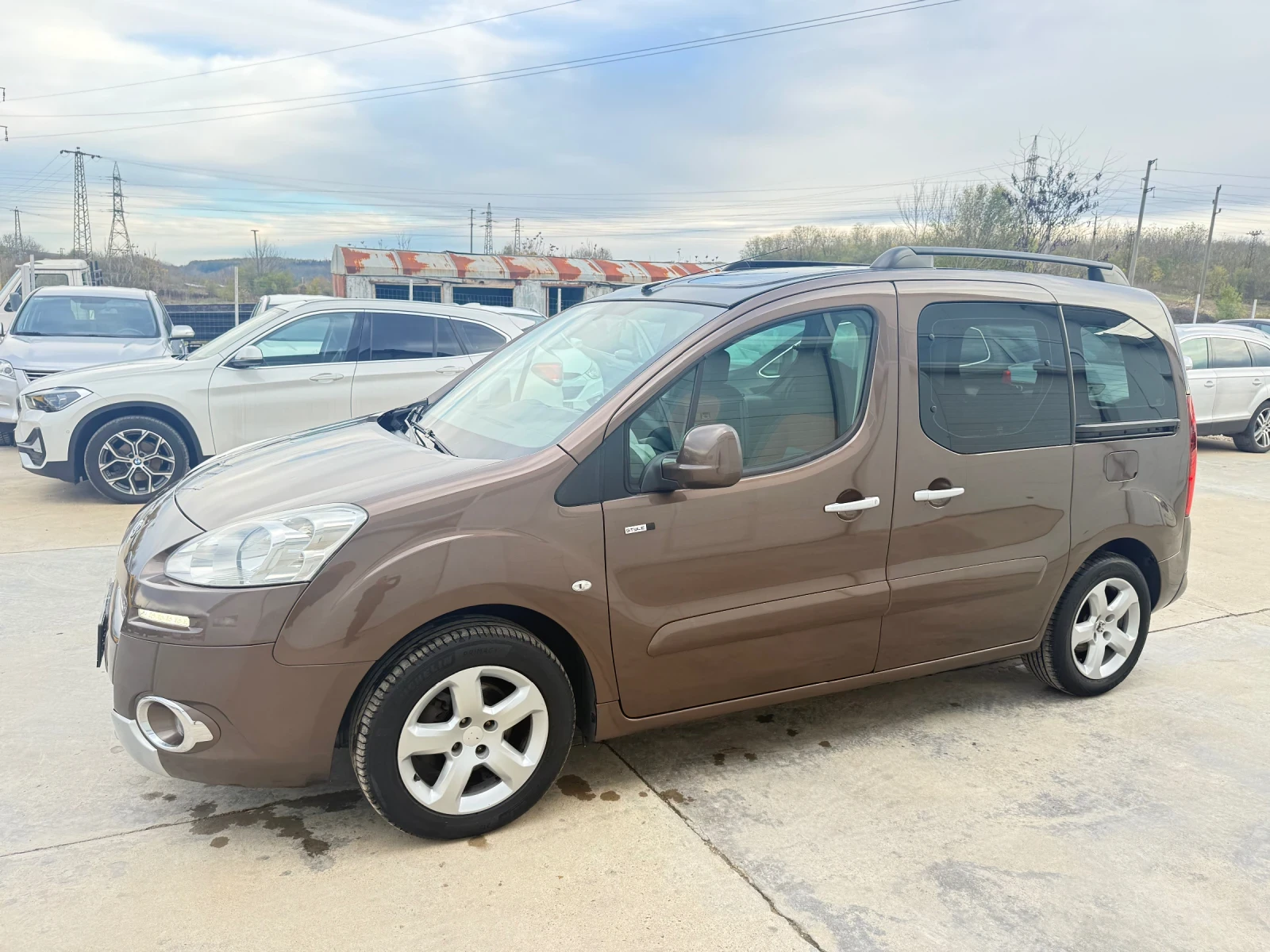 Peugeot Partner 1.6hdi 92k.c* Outdoor* Panorama* Tepee*  - изображение 3