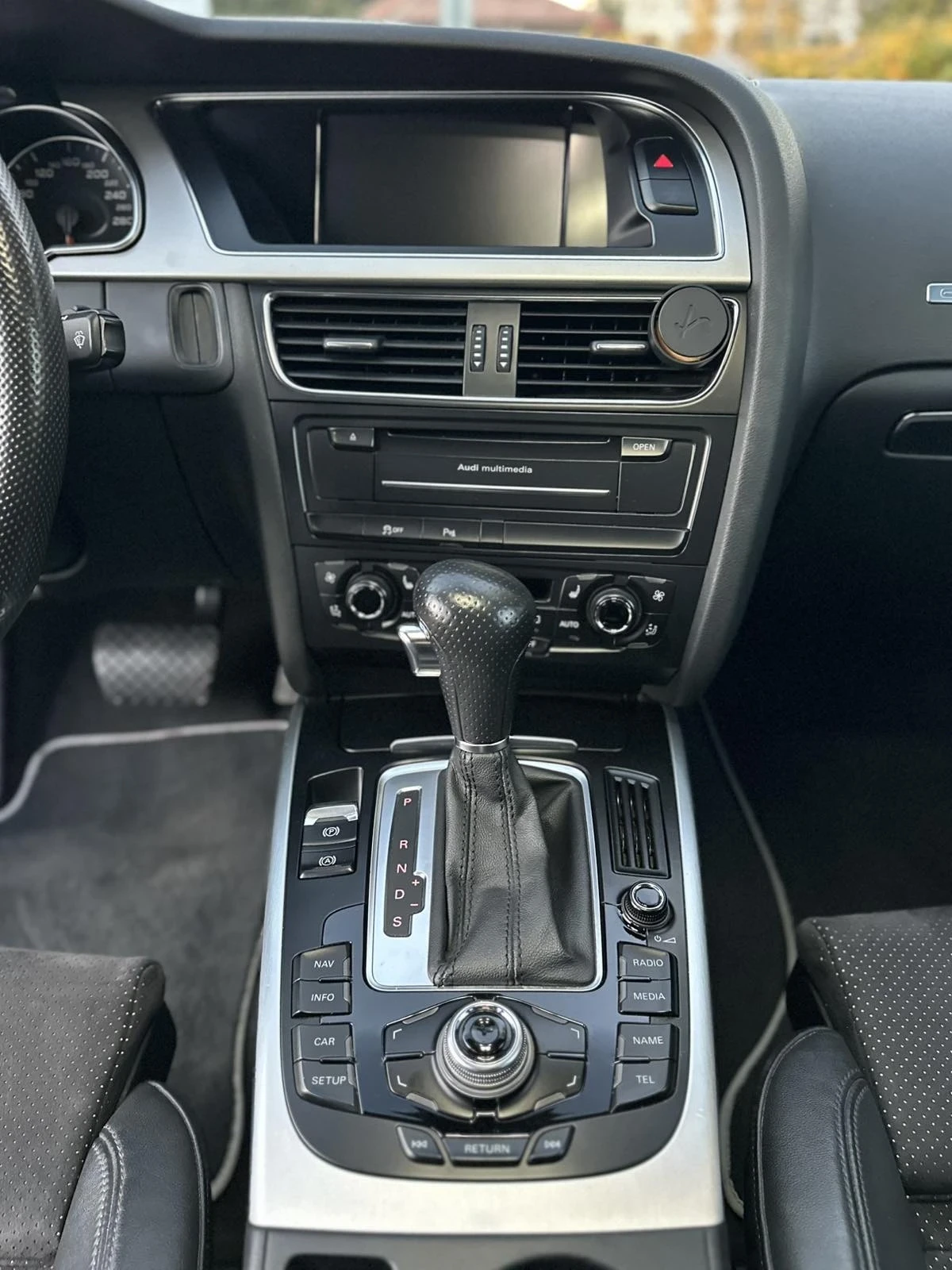 Audi A5 Sportback Quattro 3.0 TDI - изображение 9