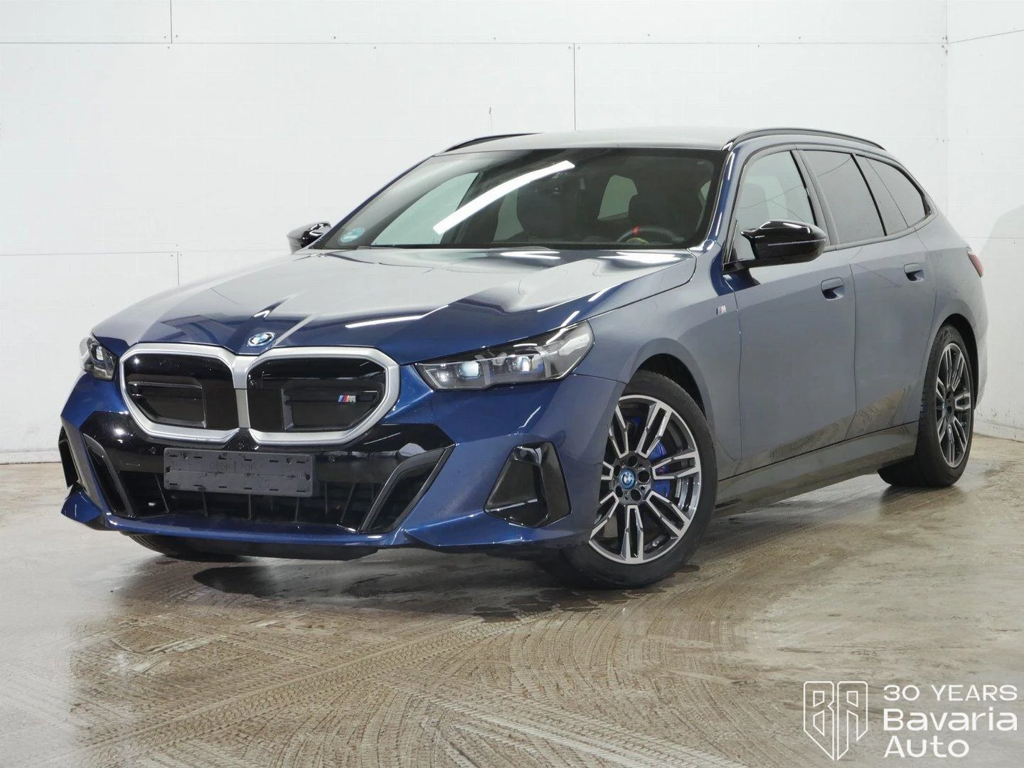 BMW i5 M60 xDrive Touring | Mobile.bg � ����������� 1
