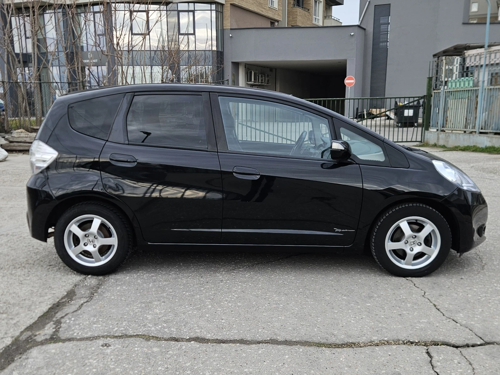 Honda Jazz 1.4i Facelift Panorama Пълна сервизна история - изображение 4
