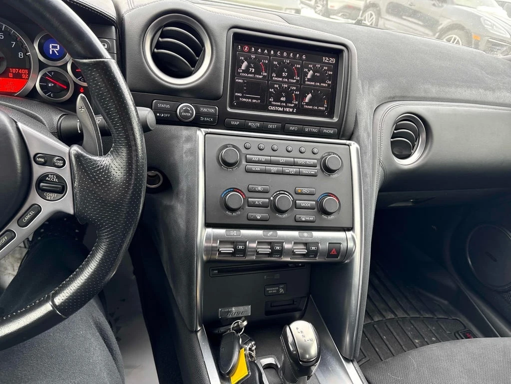 Nissan Gt-r Premium  CARFAX - изображение 9