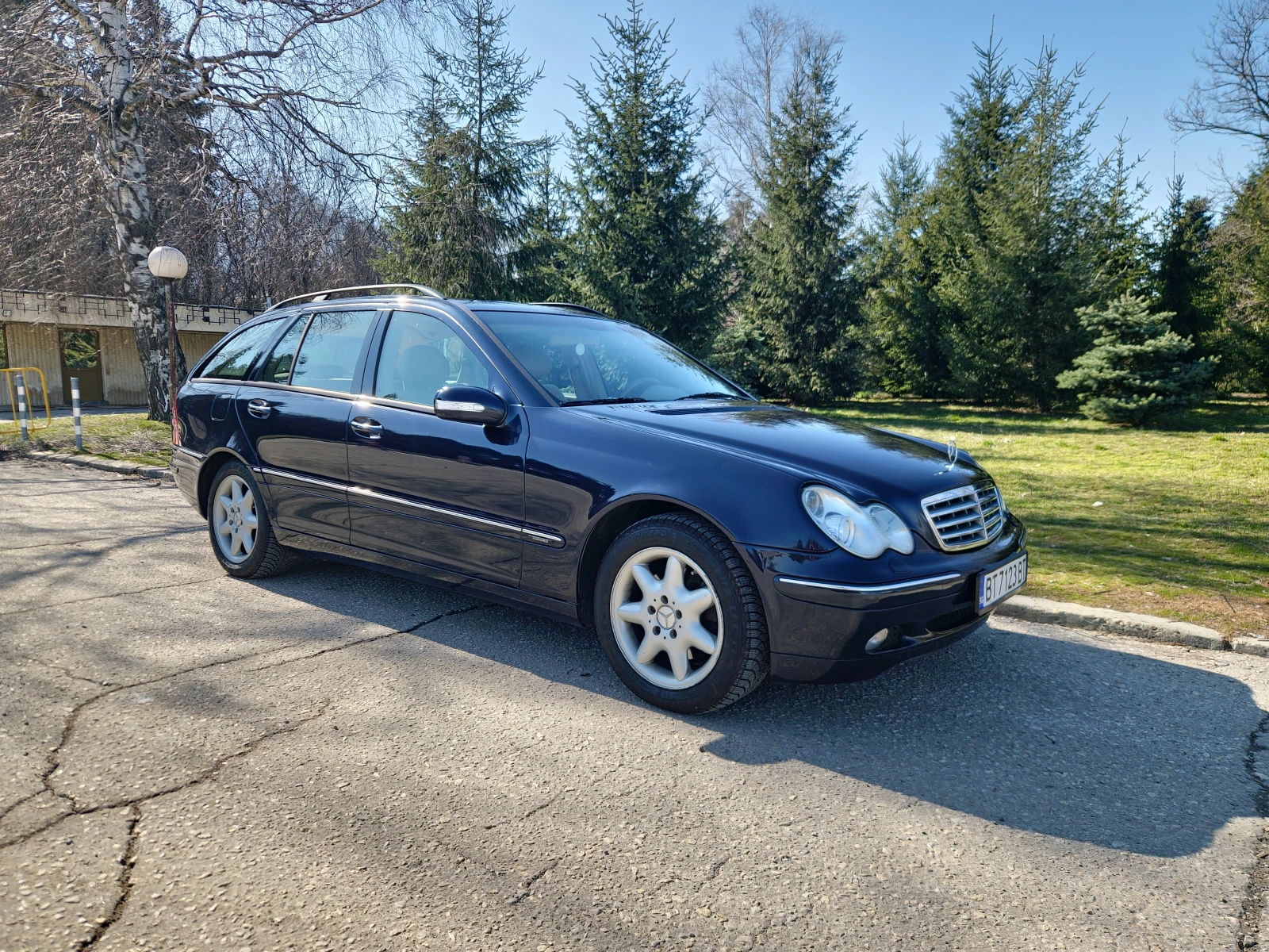 Mercedes-Benz C 320  - изображение 5