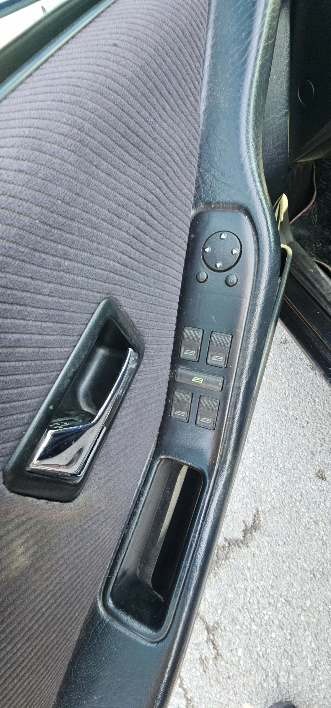 Audi 80 1.8s, снимка 14 - Автомобили и джипове - 53739924