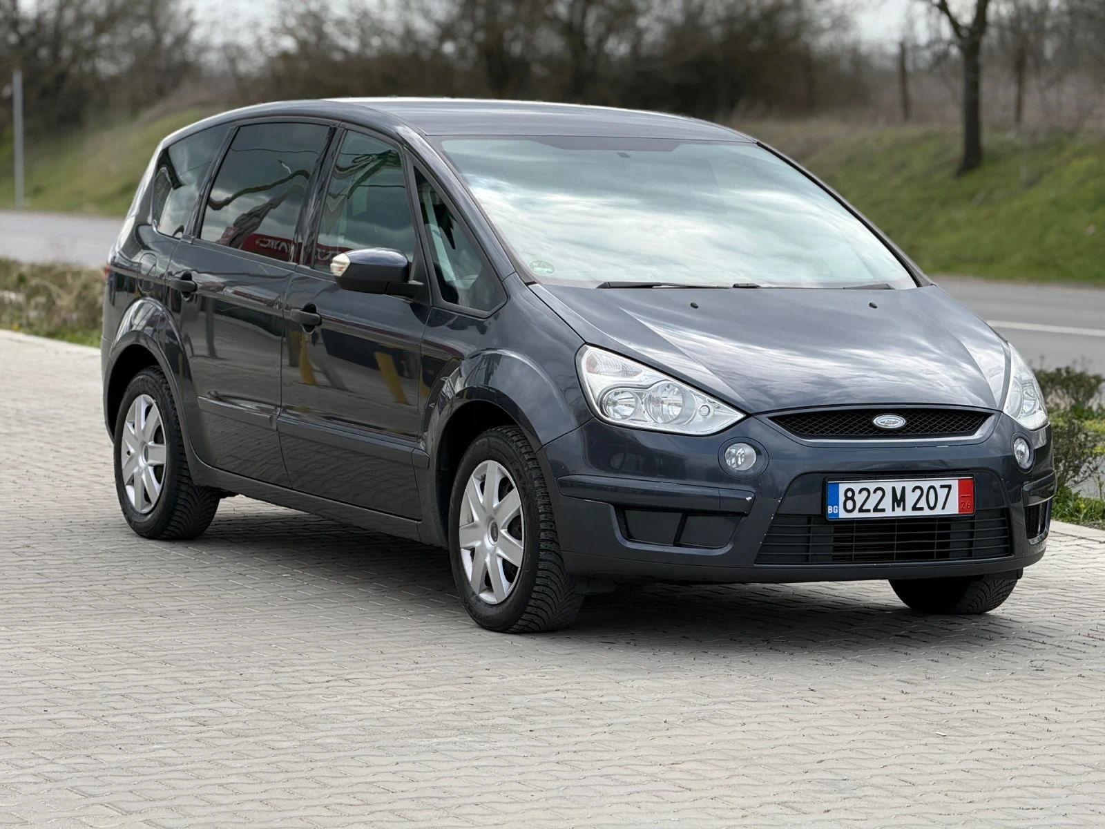 Ford S-Max 2.0i, снимка 3 - Автомобили и джипове - 53901647
