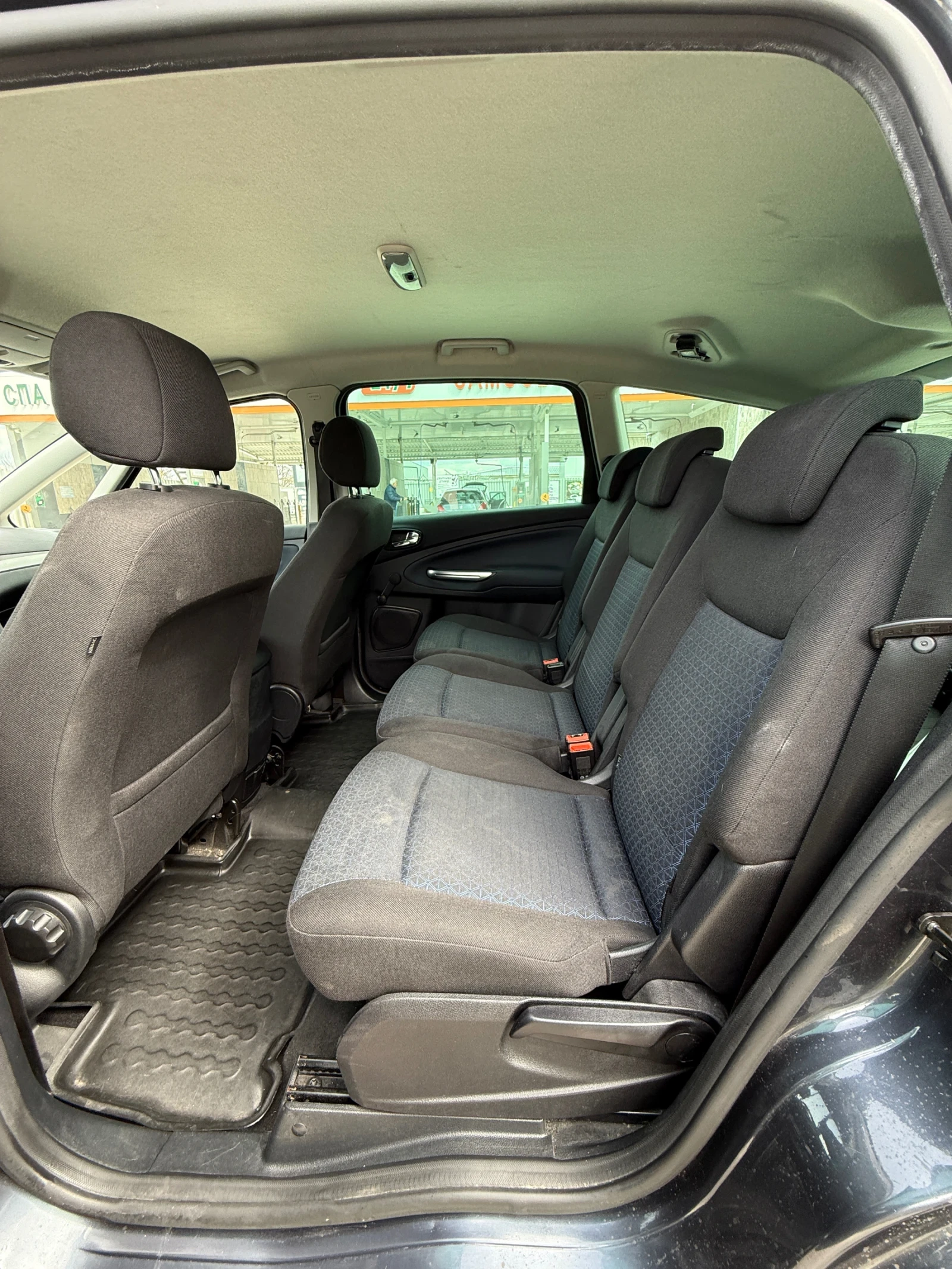 Ford S-Max 2.0i, снимка 10 - Автомобили и джипове - 53901647