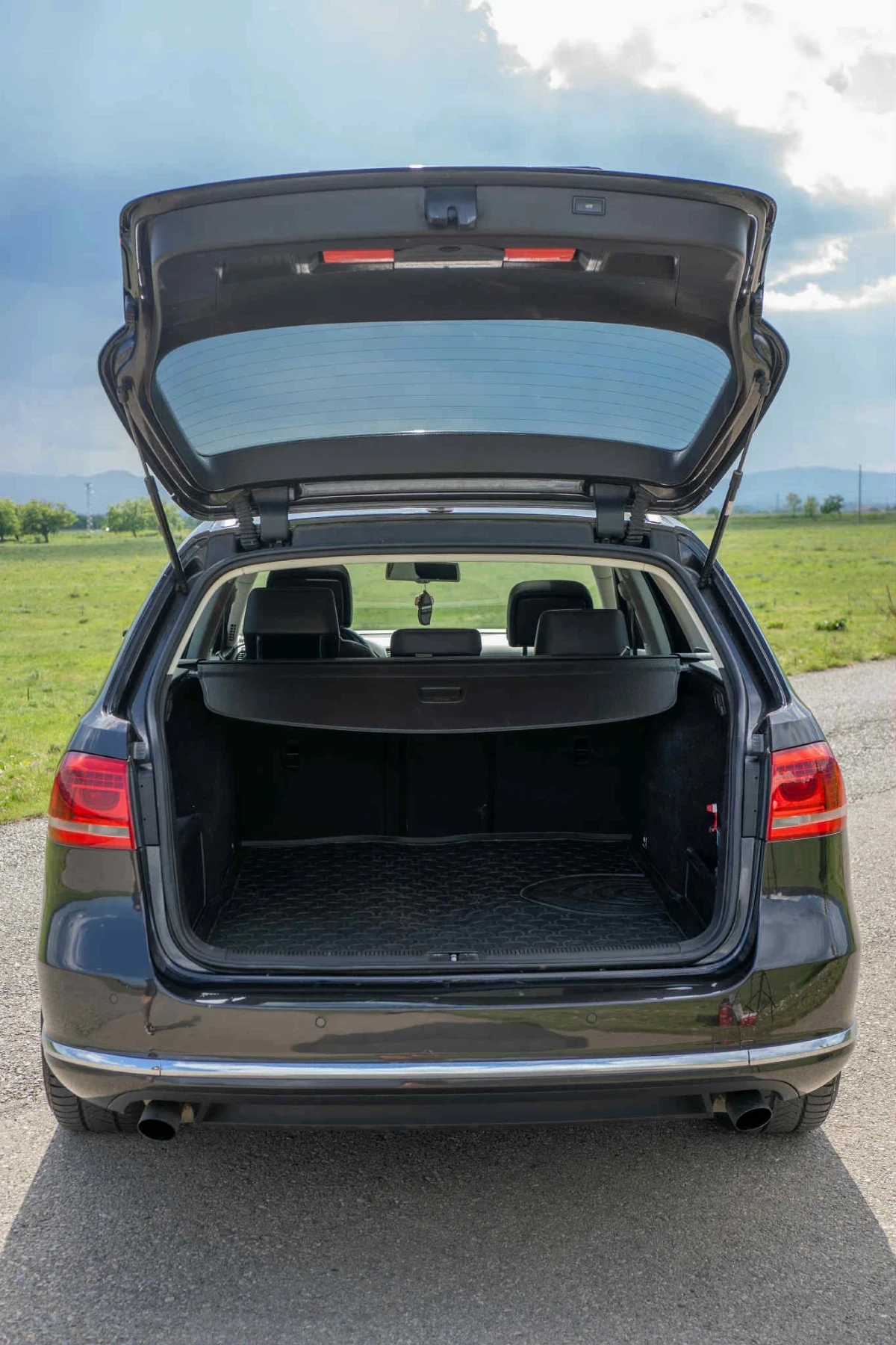 VW Passat B7 Highline, снимка 3 - Автомобили и джипове - 54918065