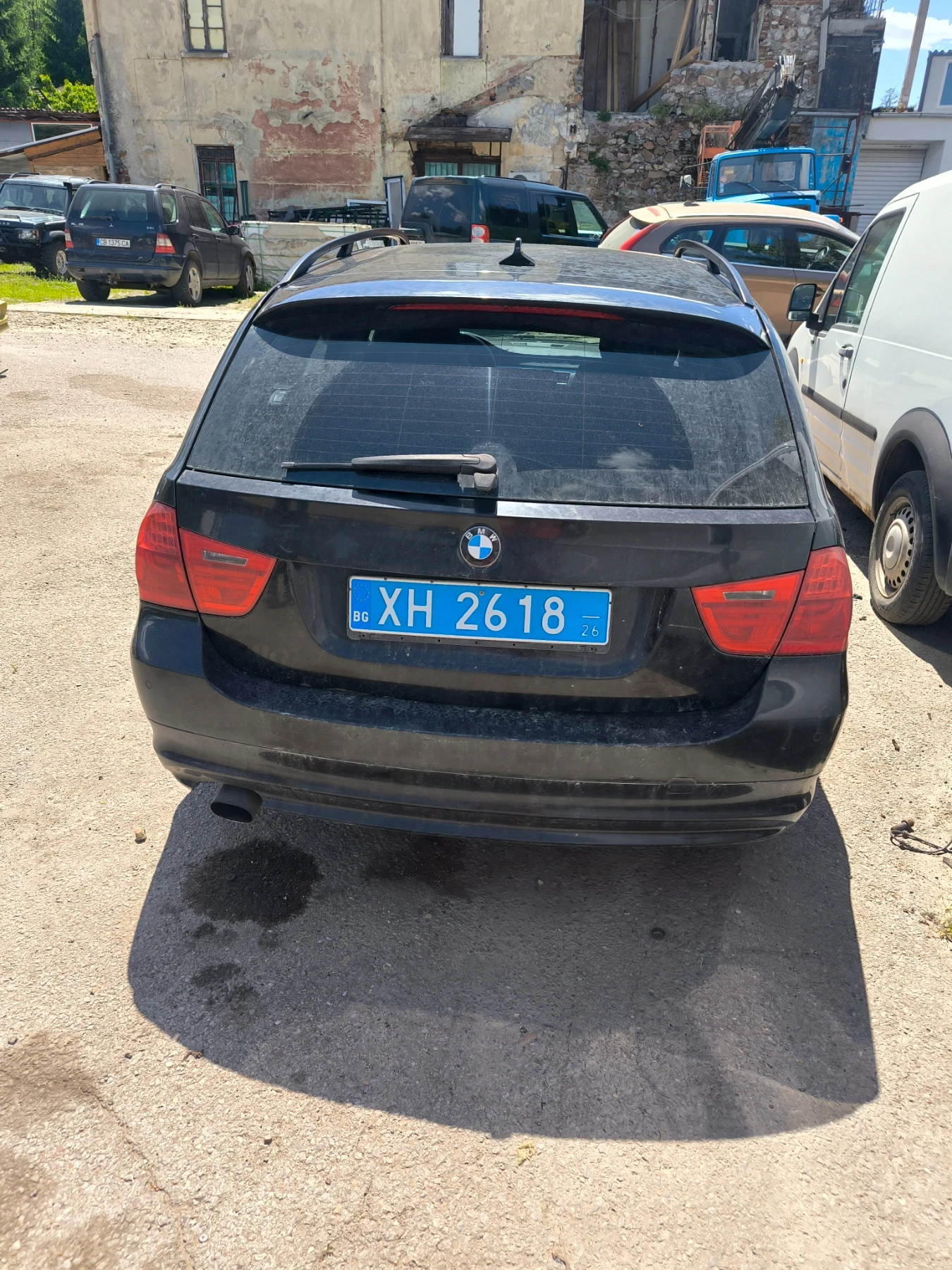 BMW 320, снимка 5 - Автомобили и джипове - 54999260
