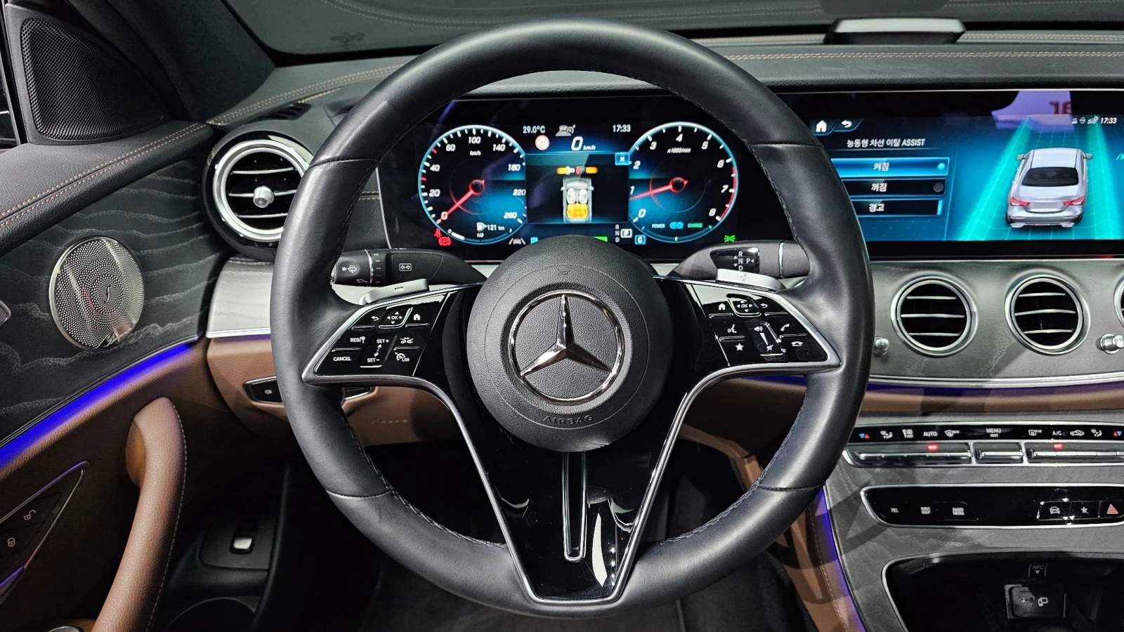 Mercedes-Benz E 350, снимка 11 - Автомобили и джипове - 55397375