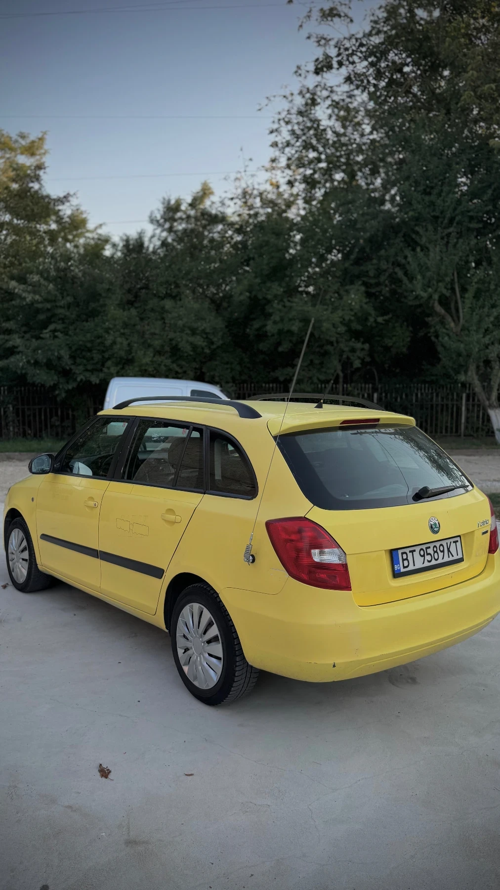 Skoda Fabia, снимка 4 - Автомобили и джипове - 55544420