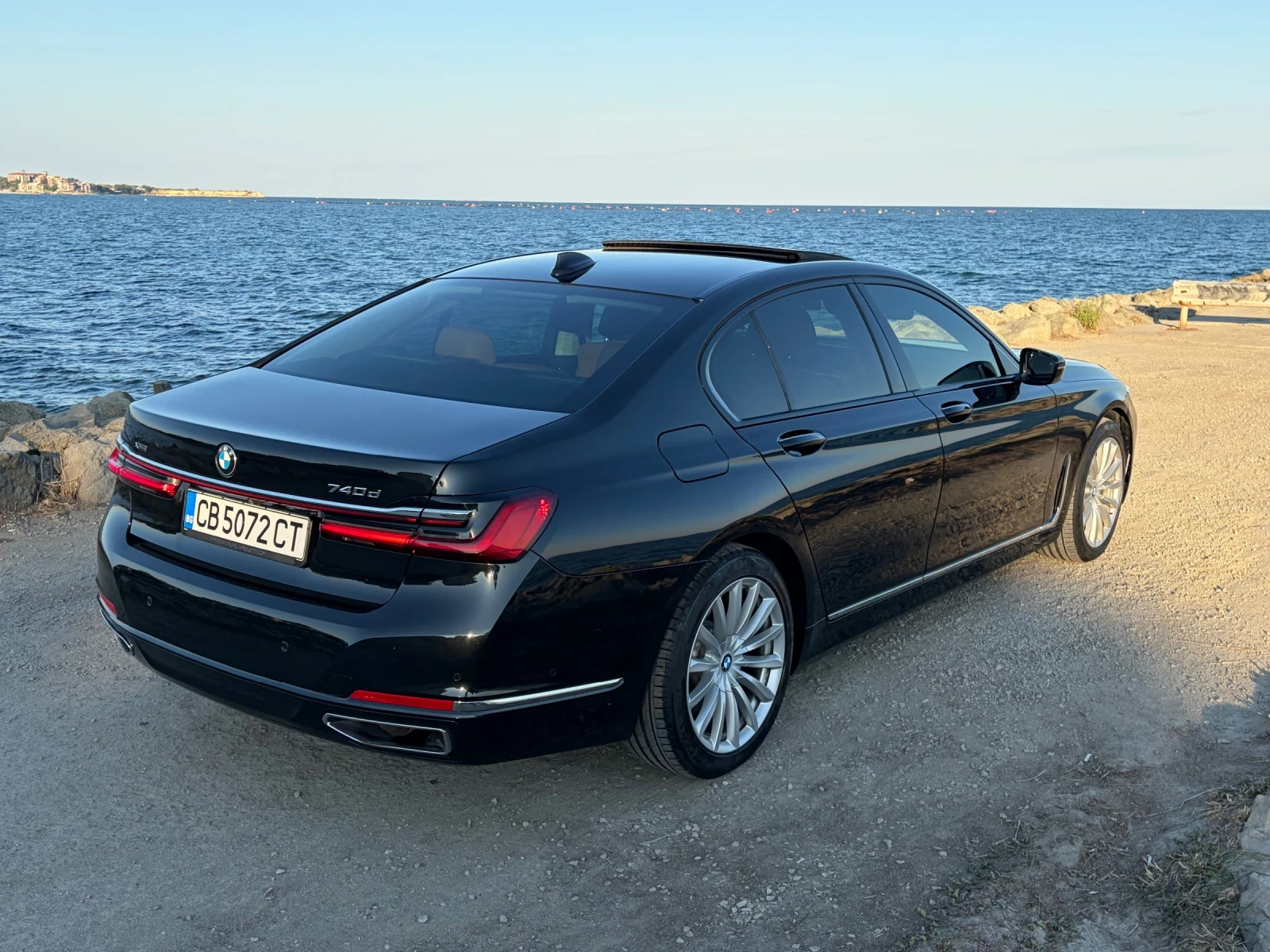 BMW 740, снимка 8 - Автомобили и джипове - 55728739