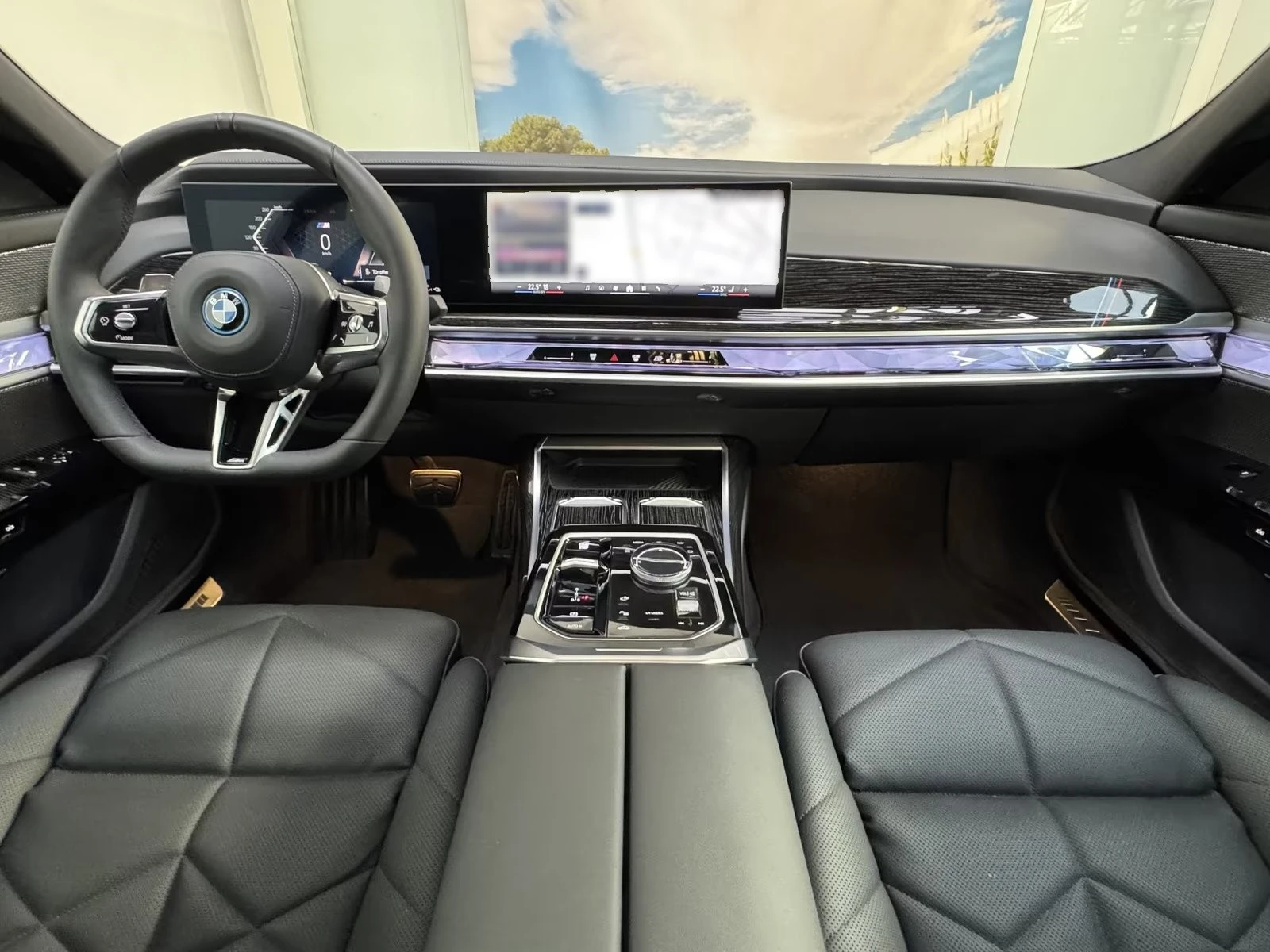 BMW 750 e xDrive/M SPORTPAKET/ICONIC GLOW/360 /HEAD UP/LED | Mobile.bg � ����������� 13