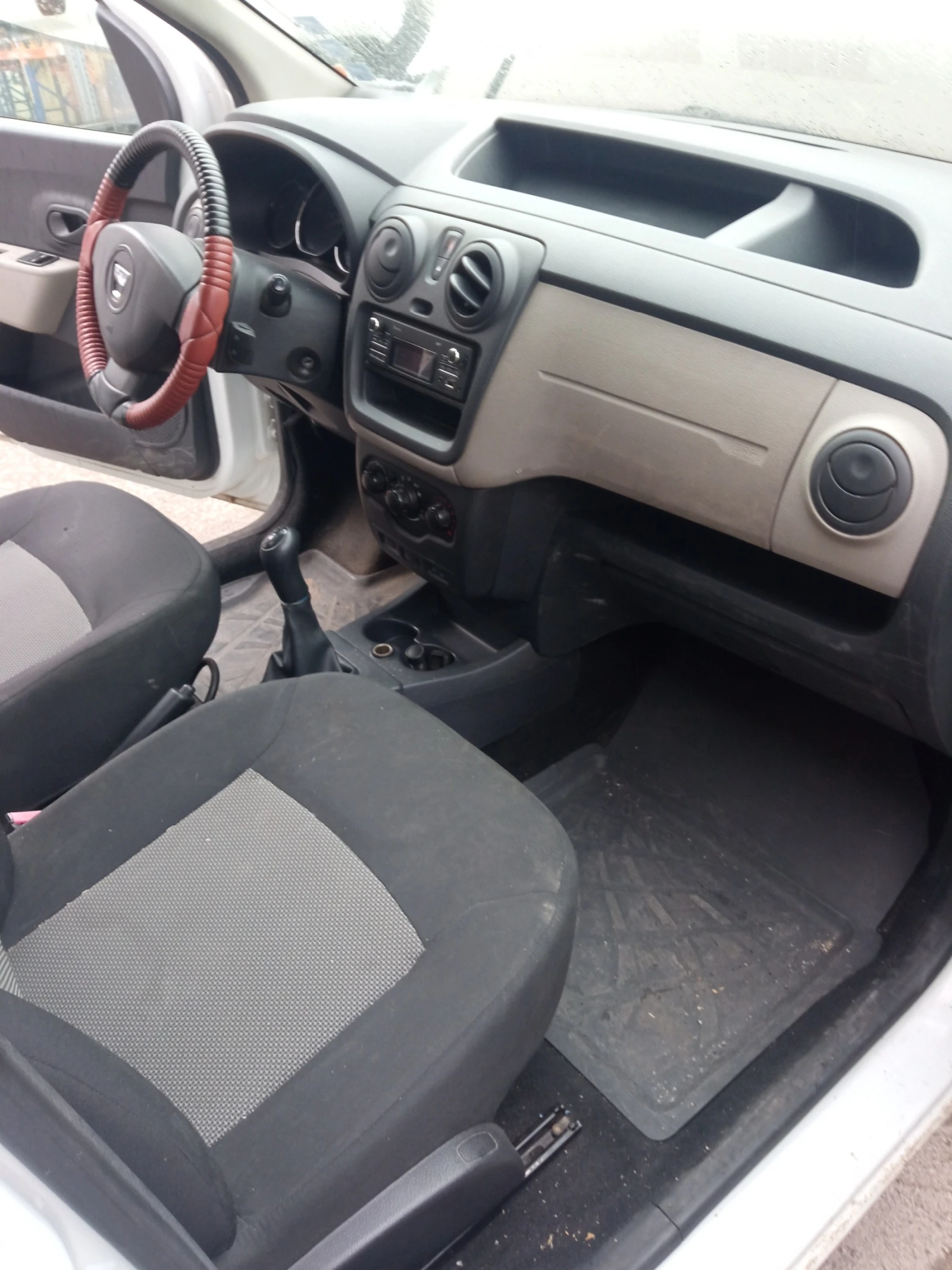 Dacia Dokker 1.5Dci, снимка 12 - Автомобили и джипове - 55949730