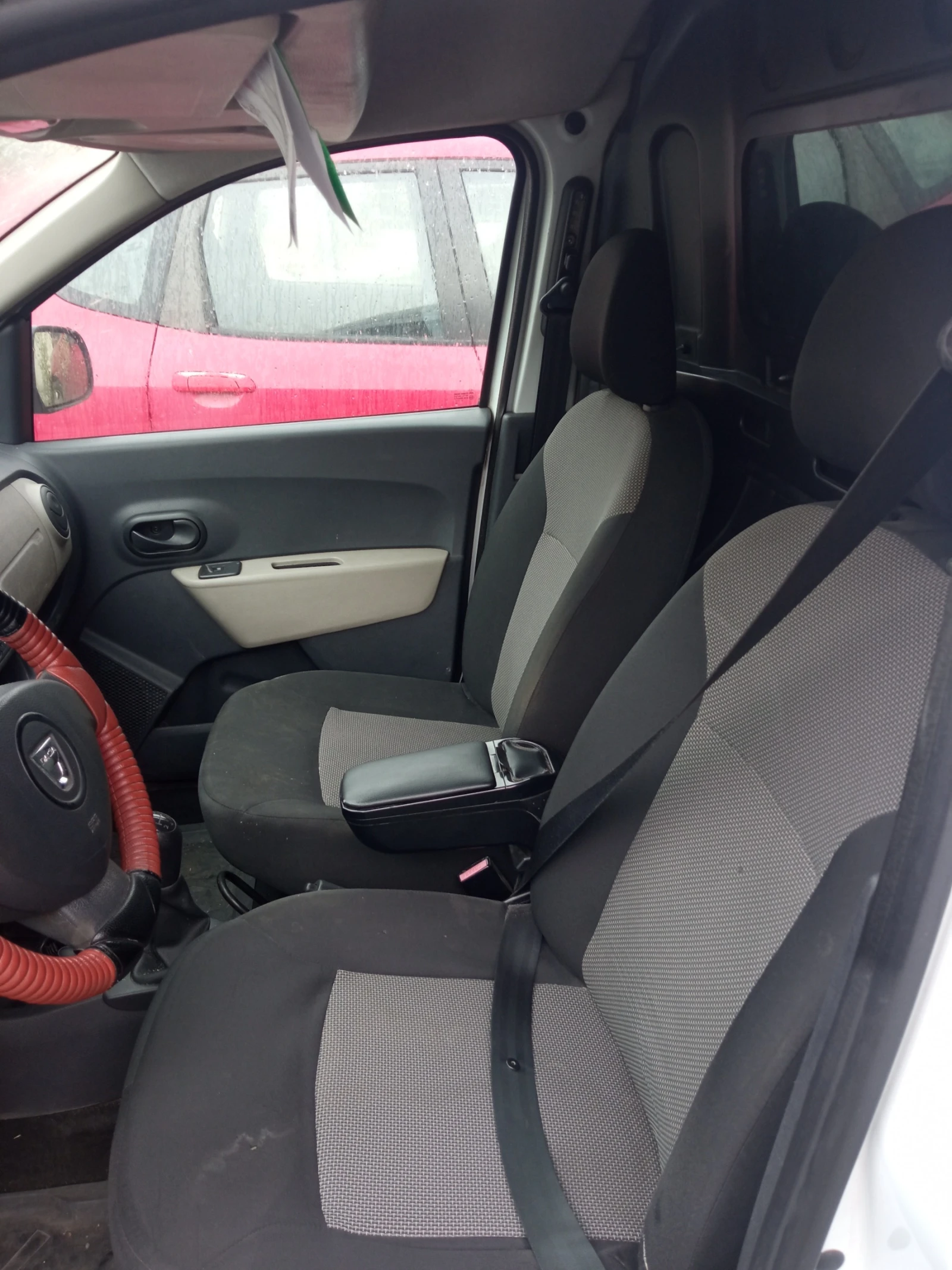 Dacia Dokker 1.5Dci, снимка 9 - Автомобили и джипове - 55949730