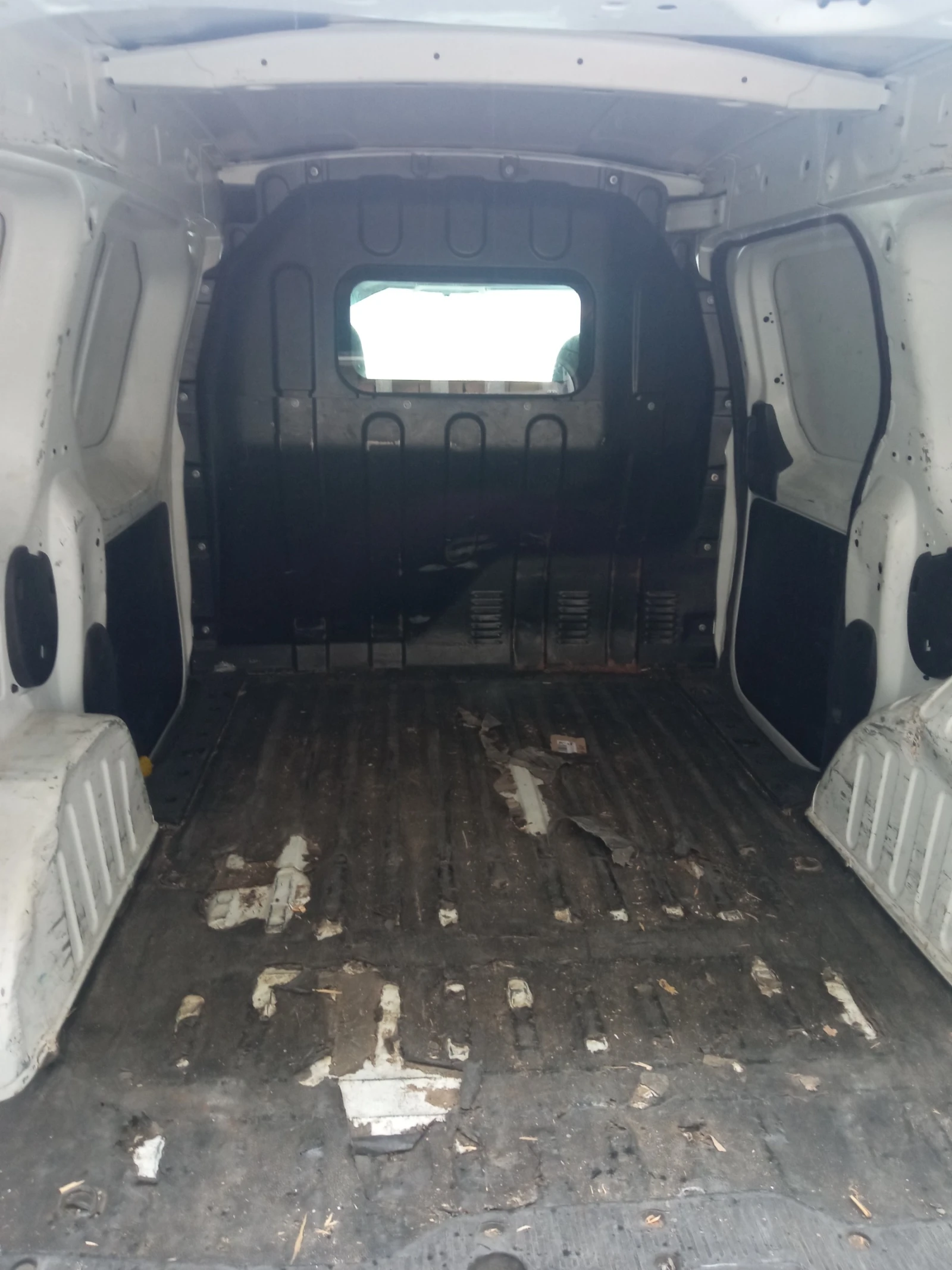 Dacia Dokker 1.5Dci, снимка 10 - Автомобили и джипове - 55949730