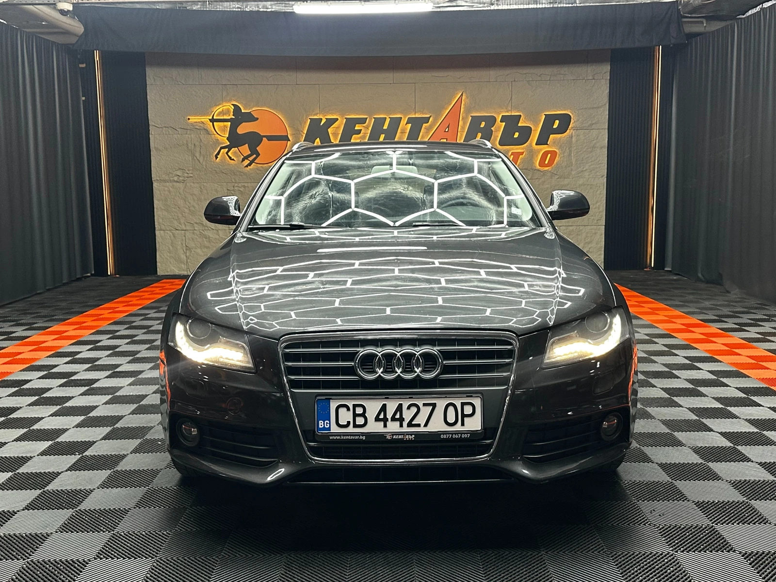 Audi A4 2.0TDI 6 скорости, снимка 2 - Автомобили и джипове - 56099358