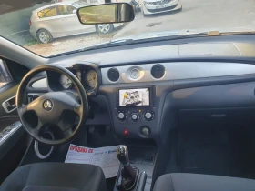 Mitsubishi Outlander 2.0 KLIMA 4X4 NAVI KAMERA, снимка 10