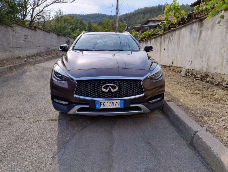 Infiniti QX30, снимка 5 - Автомобили и джипове - 48136183