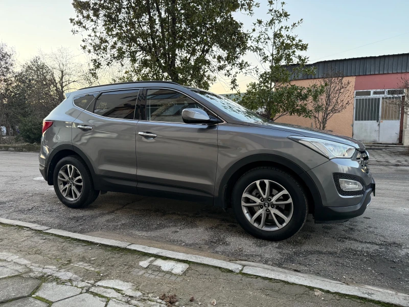Hyundai Santa fe 2.2 CRDI 4WD Luxury, снимка 9 - Автомобили и джипове - 48721460