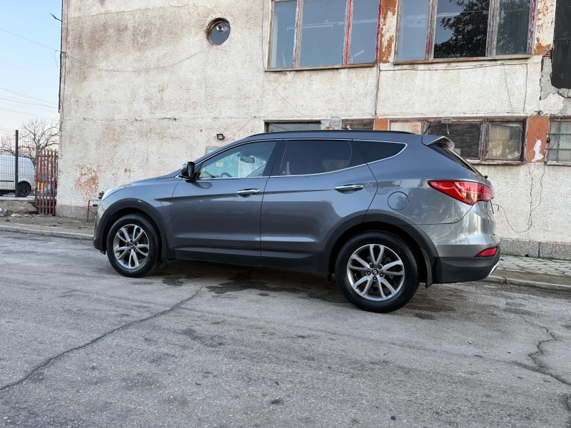 Hyundai Santa fe 2.2 CRDI 4WD Luxury, снимка 4 - Автомобили и джипове - 48721460
