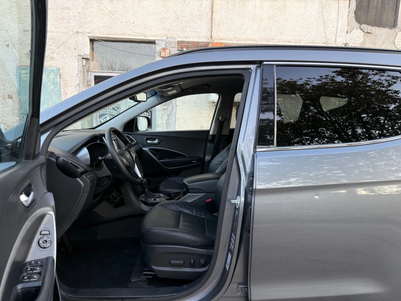 Hyundai Santa fe 2.2 CRDI 4WD Luxury, снимка 12 - Автомобили и джипове - 48721460