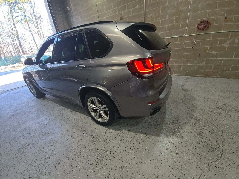 BMW X5 XDRIVE35I M-пакет* Harman/Kardon* HeadUp* 360* , снимка 3 - Автомобили и джипове - 48852692