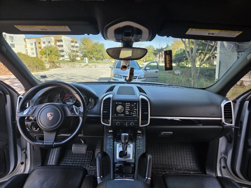 Porsche Cayenne 3.6, снимка 13 - Автомобили и джипове - 52283396
