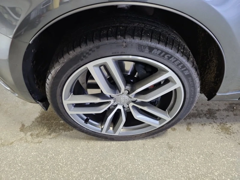 Audi SQ5 * 3.0T TECHNIK * CARFAX * БЕЗ ПЪРВОНАЧАЛНА ВНОСКА, снимка 6 - Автомобили и джипове - 52633943