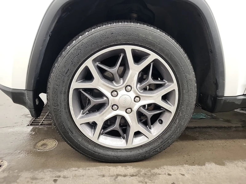 Jeep Grand cherokee * LIMITED * CARFAX * БЕЗ ПЪРВОНАЧАЛНА ВНОСКА, снимка 17 - Автомобили и джипове - 52639542