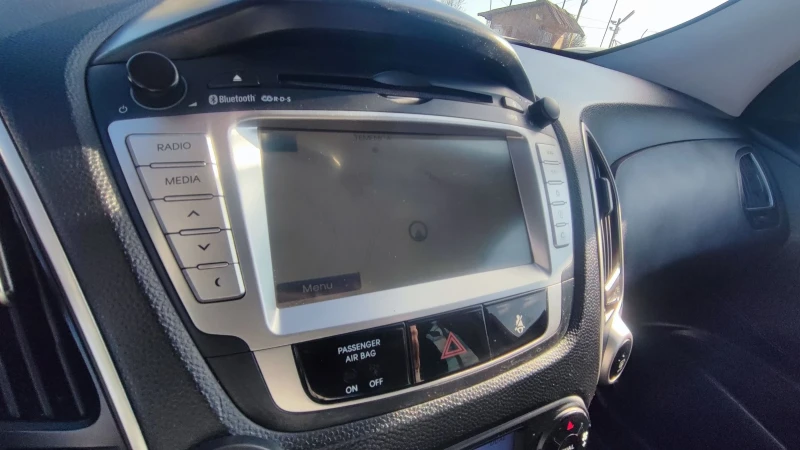 Hyundai IX35 Keyless NAVI, снимка 15 - Автомобили и джипове - 52727521